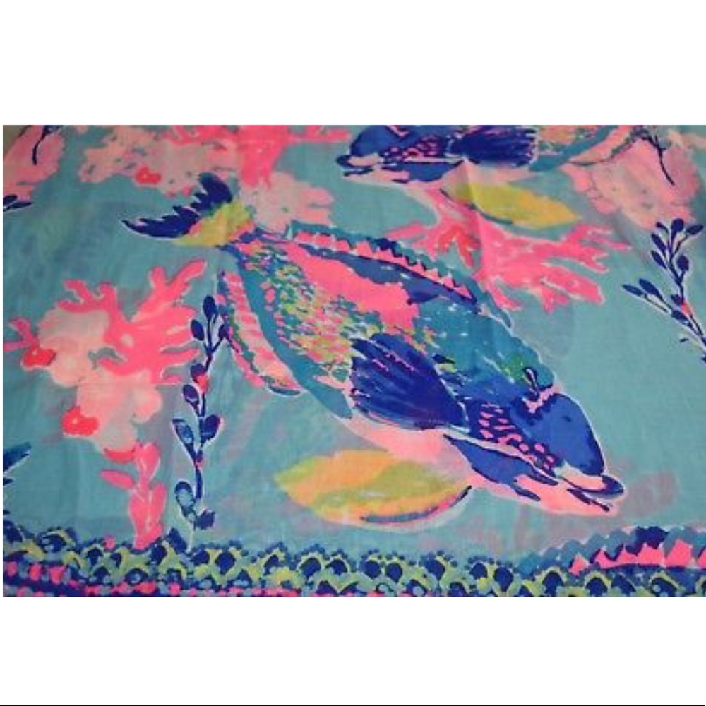 Lilly Pulitzer Resort Scarf - Picture 6 of 6